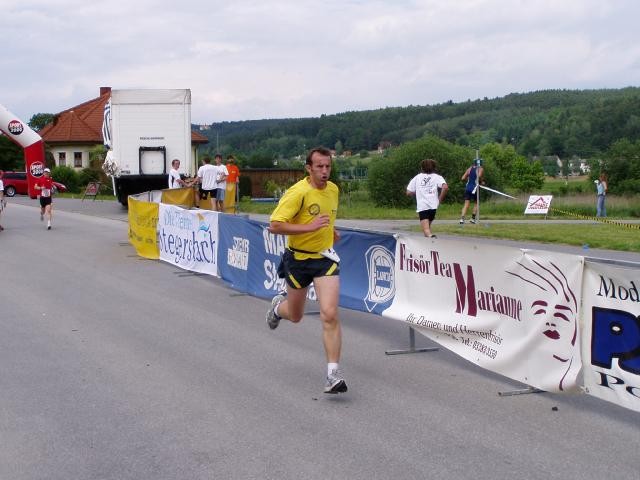 Fritz_Koenig_Ollersdorf_Benefizstaffel